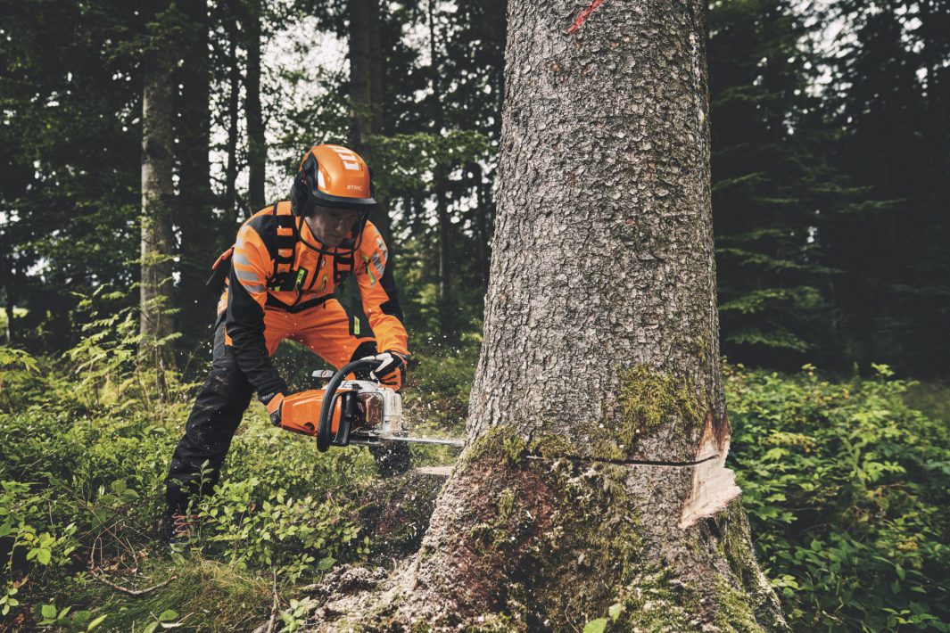 STIHL MS 400 C-M MOTORFŰRÉSZ