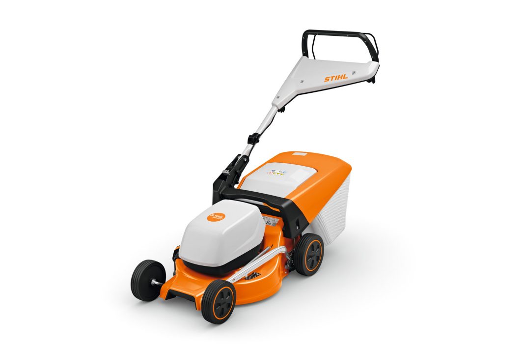 STIHL RMA 248 AKKUS FŰNYÍRÓ (AKKU ÉS TÖLTŐ NÉLKÜL)