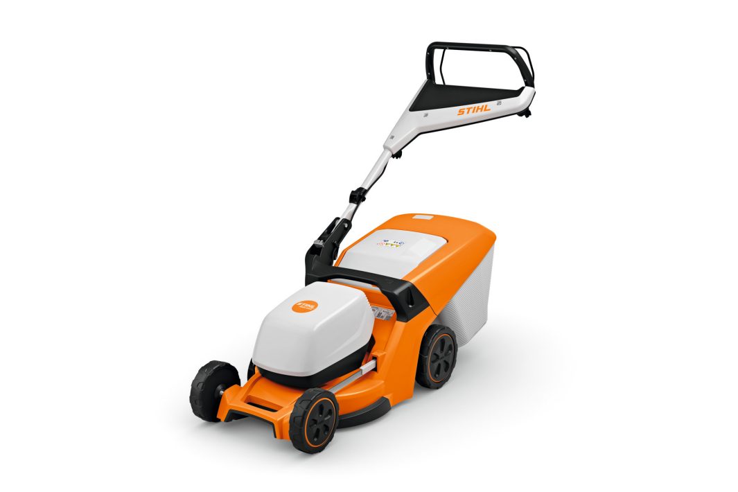 STIHL RMA 443 (1db AK 30 S akkuval és AL 101 töltővel) Akkumulátoros fűnyíró