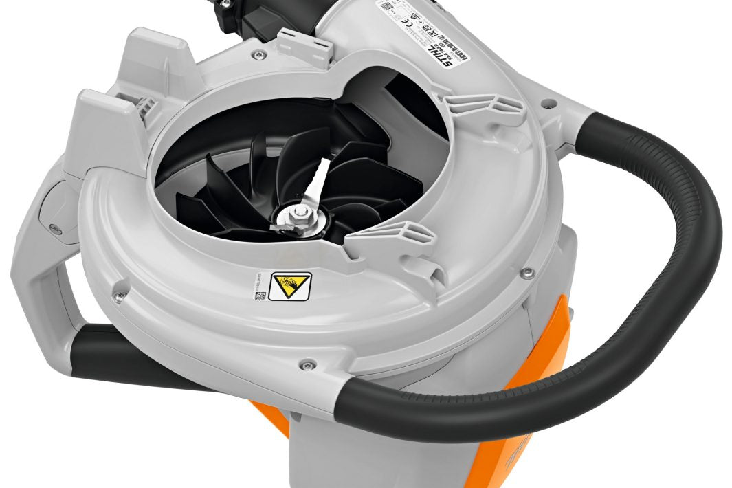 STIHL SHA 140 AKKUS LOMBSZÍVÓ, SZECSKÁZÓ ÉS FÚVÓGÉP AP (AKKU ÉS TÖLTŐ NÉLKÜL)