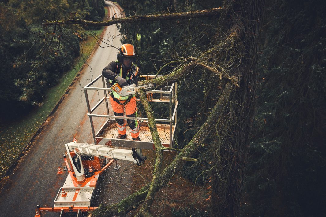STIHL MSA 190 T AKKUS LÁNCFŰRÉSZ AP (AKKU ÉS TÖLTŐ NÉLKÜL)