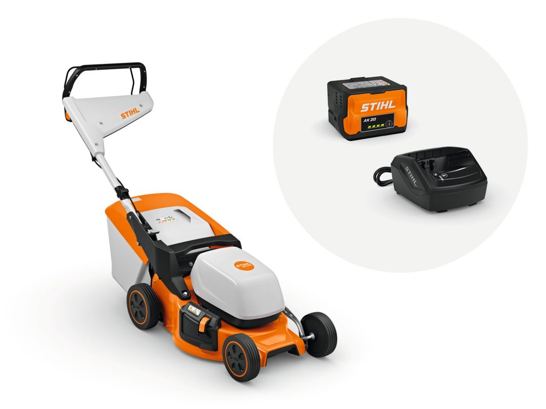 STIHL RMA 248 AKKUS FŰNYÍRÓ (AK 20 akkuval és AL 101 töltővel)