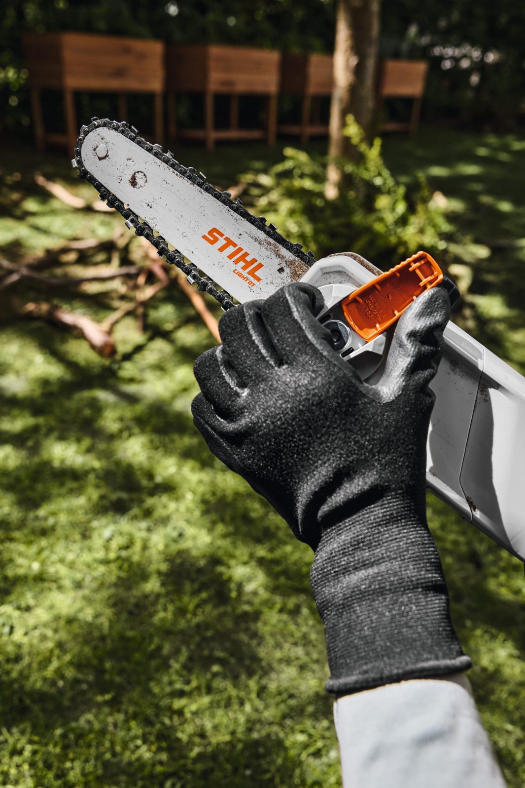 STIHL HTA 30 AKKUS MAGASSÁGI ÁGVÁGÓ (2DB AS2 AKKUVAL ÉS ALS31 TÖLTŐVEL)