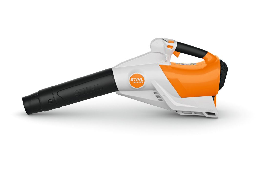 STIHL BGA 250 AKKUS FÚVÓGÉP AP (AKKU ÉS TÖLTŐ NÉLKÜL)