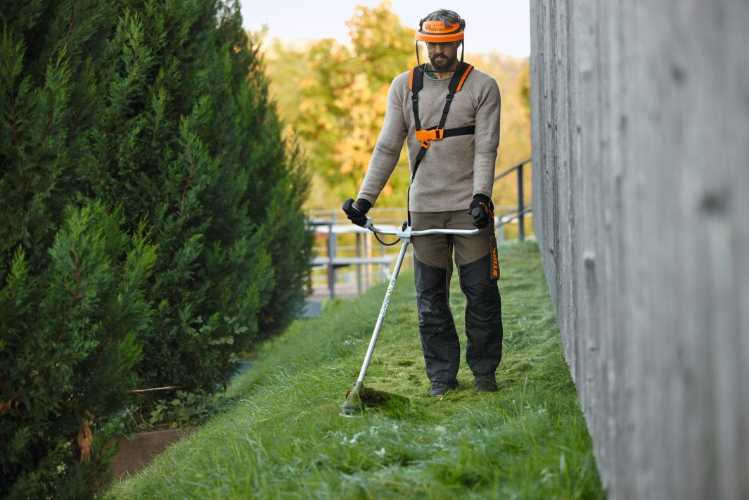 STIHL FSA 120 AKKUS FŰKASZA AP (AKKU ÉS TÖLTŐ NÉLKÜL)