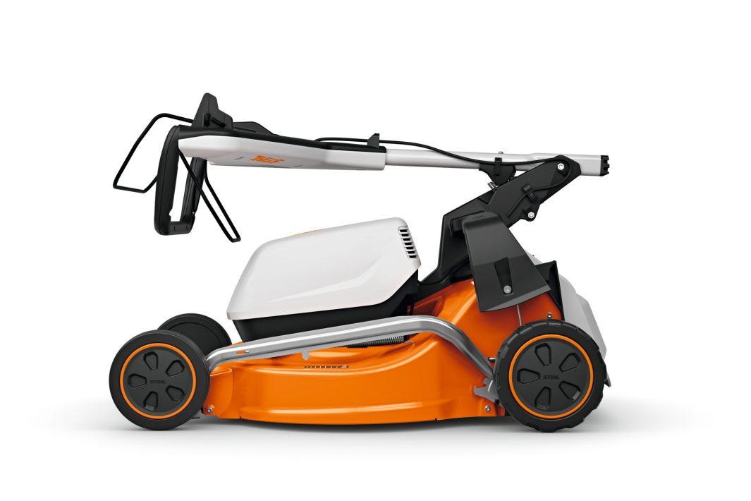 STIHL RMA 253 T (1db AK 30 S akkuval és AL 101 töltővel) Akkumulátoros fűnyíró 