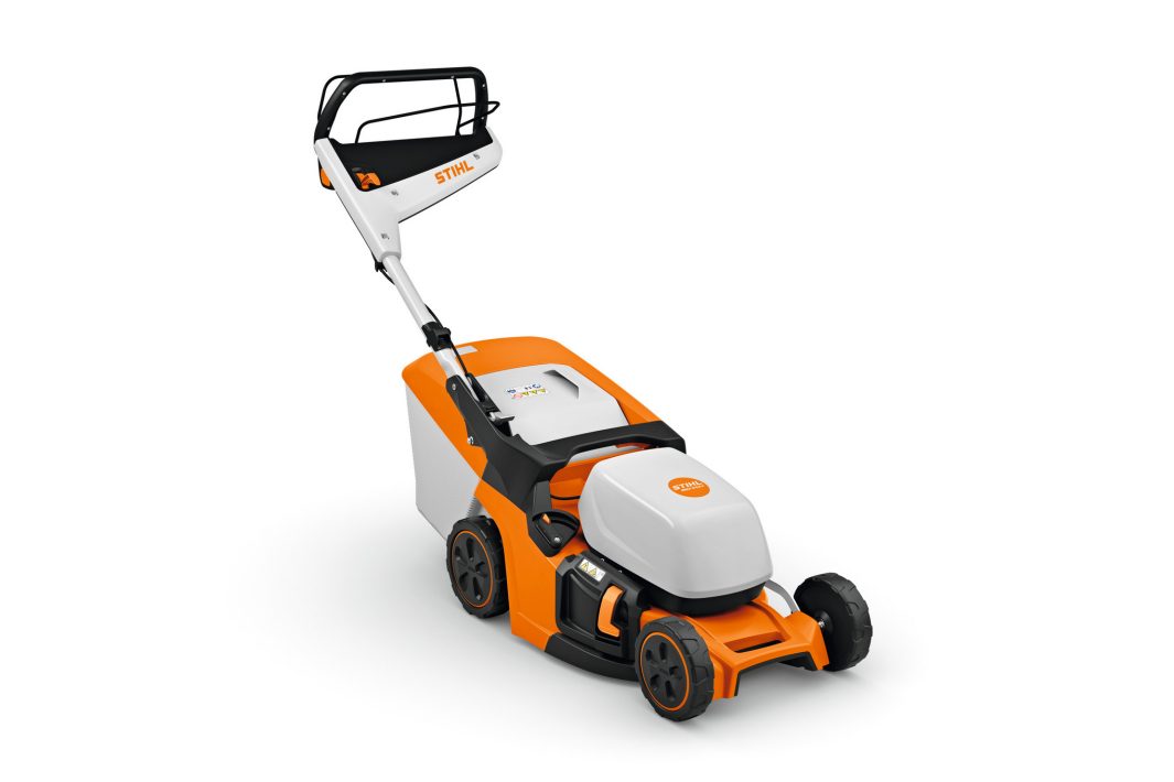 STIHL RMA 443 V AKKUS FŰNYÍRÓ (AKKU ÉS TÖLTŐ NÉLKÜL)