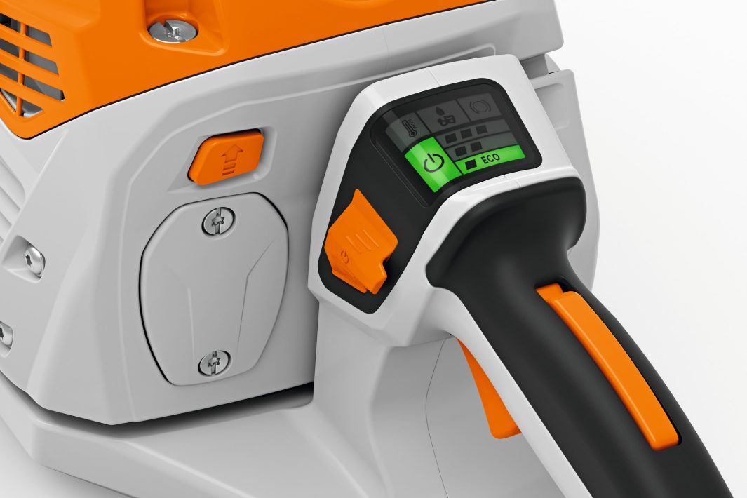 STIHL MSA 300 AKKUS MOTORFŰRÉSZ AP SYSTEM (AKKU ÉS TÖLTŐ NÉLKÜL)